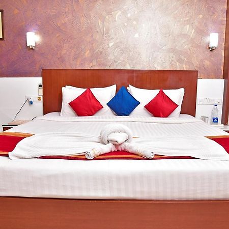 Hotel Amit International Bhilai Exteriér fotografie