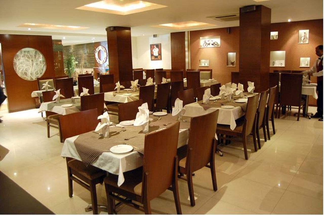 Hotel Amit International Bhilai Exteriér fotografie