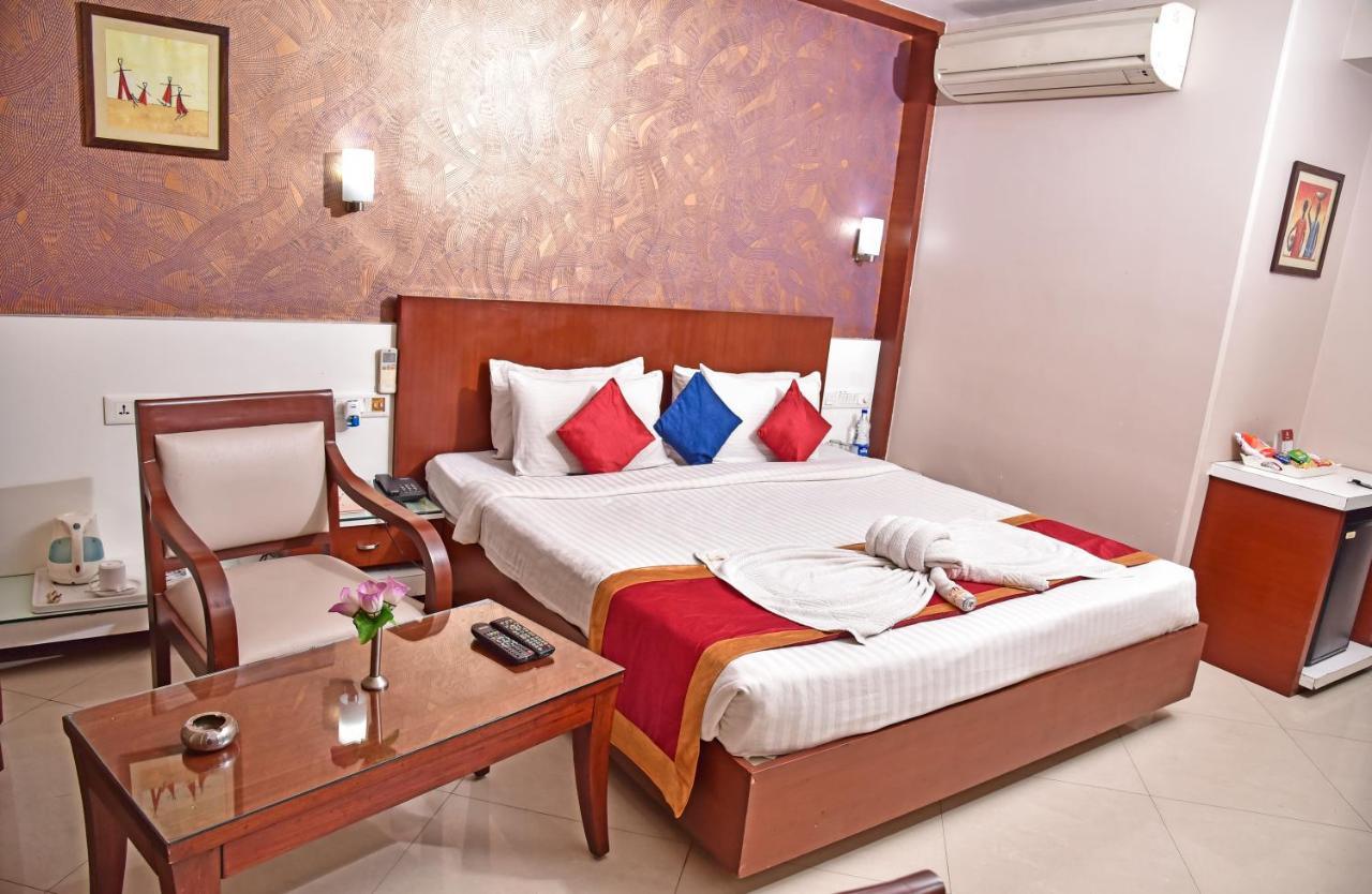 Hotel Amit International Bhilai Exteriér fotografie